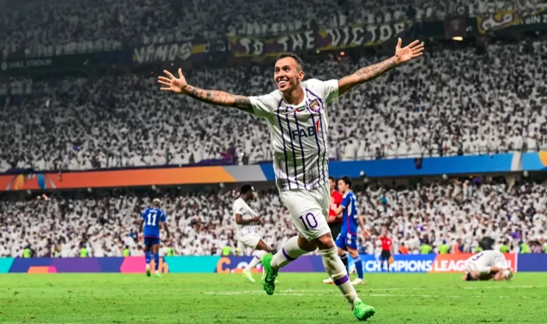 رحيمي يقود العين الإماراتي للفوز بلقب دوري أبطال آسيا