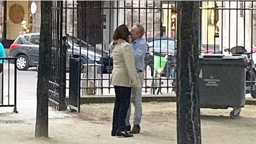 “بوش آ بوش” …  ( صورة “حميمية ) لوزيرة الانتقال الطاقي المغربية رفقة الملياردير الأسترالي فورست بباريس