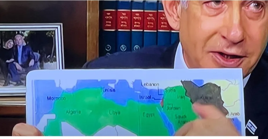 بعد الناطق بإسم وزارة الخارجية … رئيس وزراء إسرائيل يعتذر عن بتر الخريطة المغربية