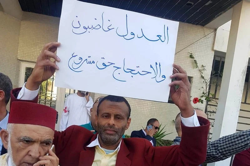 توتر بين العدول الجدد وهيئة العدول.. تظلم واضطراب في الإجراءات