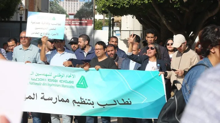المهندسون يواصلون الاحتجاجات … تصعيد جديد في مواجهة الحكومة