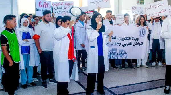 امتحانات الطب والصيدلة.. نسبة المقاطعة تصل إلى 94% والحكومة تفشل في الإقناع