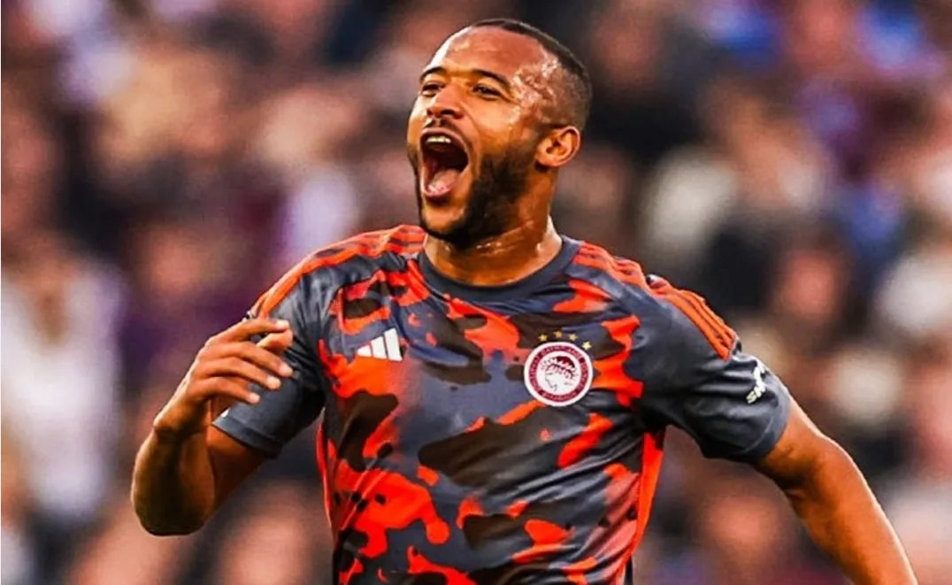 أيوب الكعبي يتحصل على جائزة أفضل لاعب في دوري أوروبي
