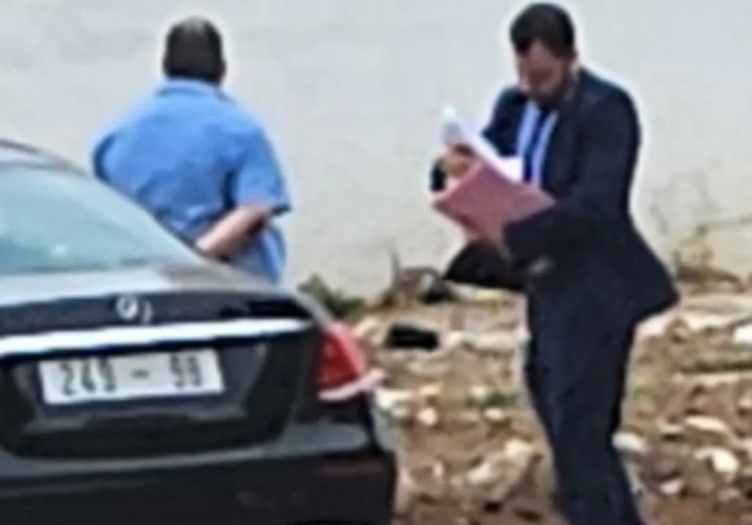 بعد رفض محكمة النقض … البرلماني مكنيف يستعرض قوته ونفوذه أمام لجنة معاينة من وجدة في أرض متنازع عليها بالناظور !