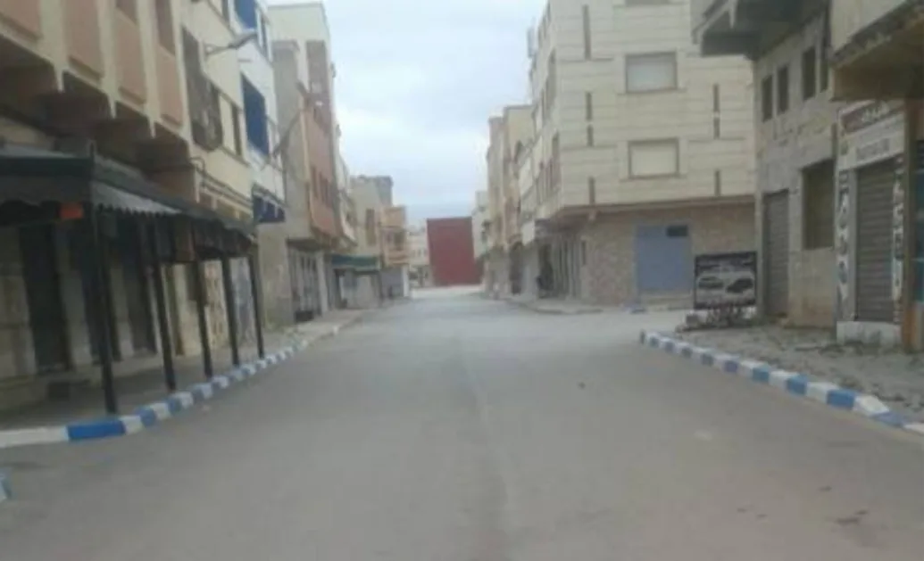شوارع الناظور تخلو من المارة والعابرين