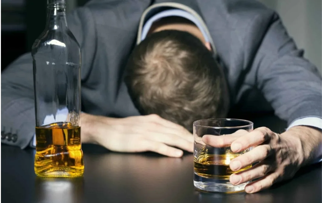 الخمر يقتل أكثر من مليونين ونصف سكير سنويا