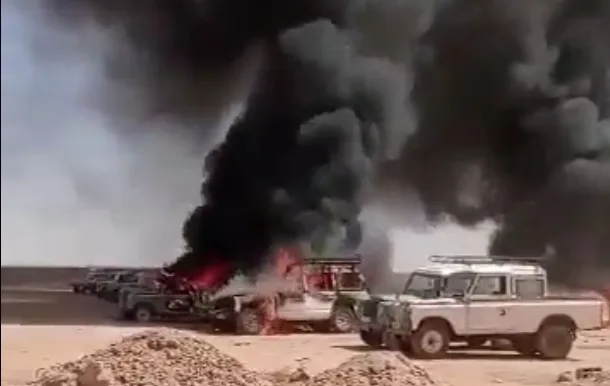 فيديو :     ثورة في مخيمات البوليساريو تخلف قتلى وجرحى … وإحراق مقرات وإدارات !