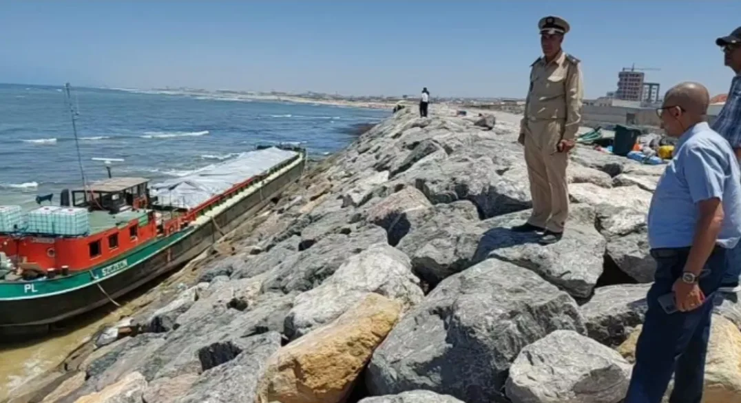 بدء محاكمة 13 مغربيا قاموا بسرقة باخرة أجنبية بعد إصابتها بعطب في سواحل الدار البيضاء