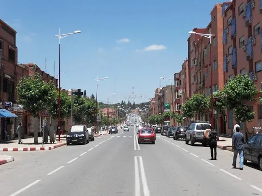 حقوقيون يستنكرون تنظيم مهرجانات بأزيلال ويدعون إلى توجيه الميزانيات للتنمية