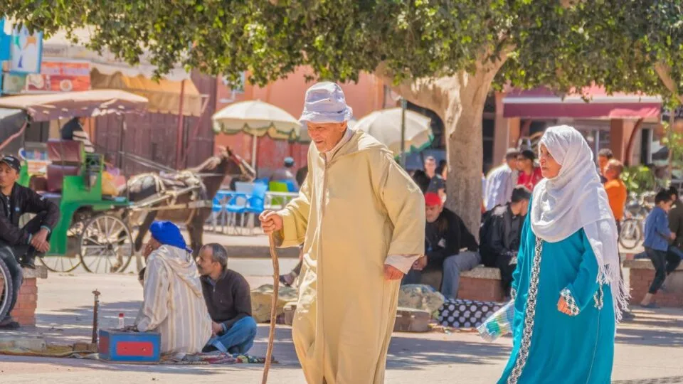 المتقاعدون يطالبون بالزيادة في المعاشات وسط أزمة غلاء المعيشة