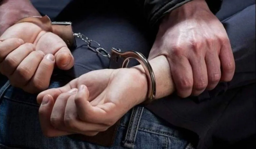 اعتقال مهاجر مغربي مقيم في بلجيكا بسبب “قنبلة” بمطار فاس