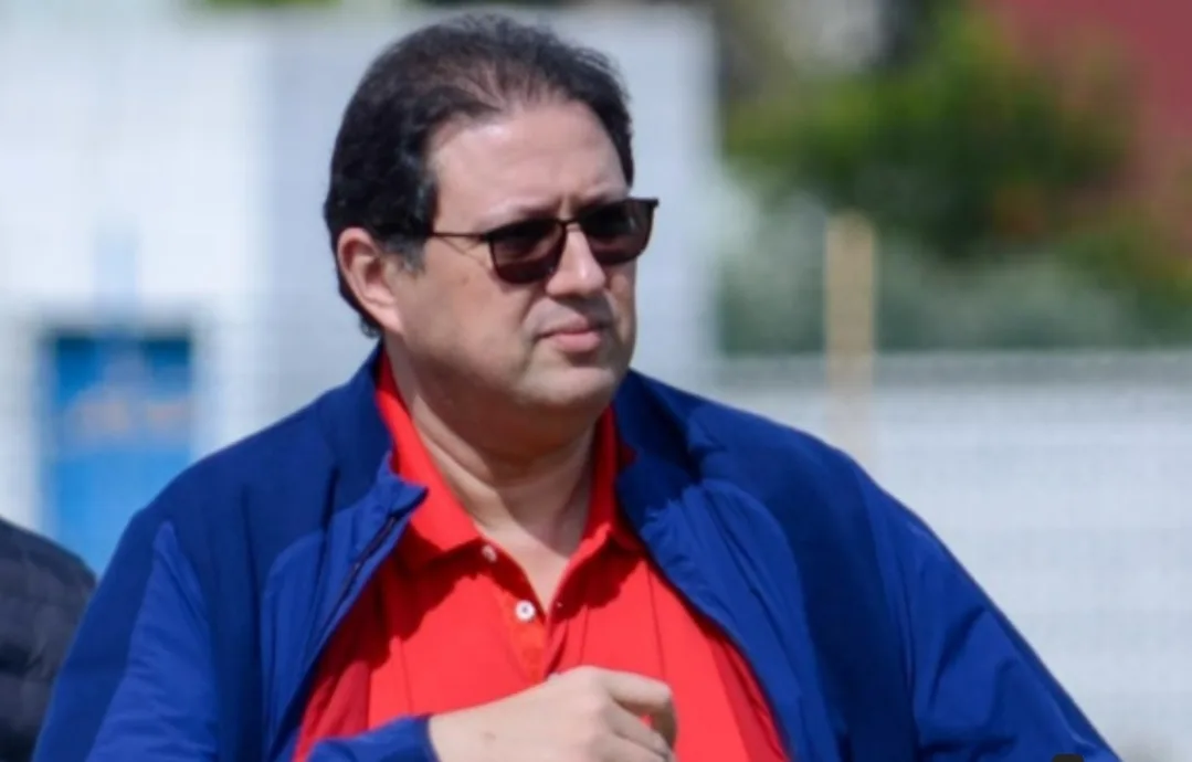 “وعين تطارد الوداد” … بعد إعتقال الناصري الذي صنع أمجاد الفريق الأحمر … الوكيل العام يعطي أوامره لإستنطاق رئيس الوداد الجديد أيت منا في قضايا فساد