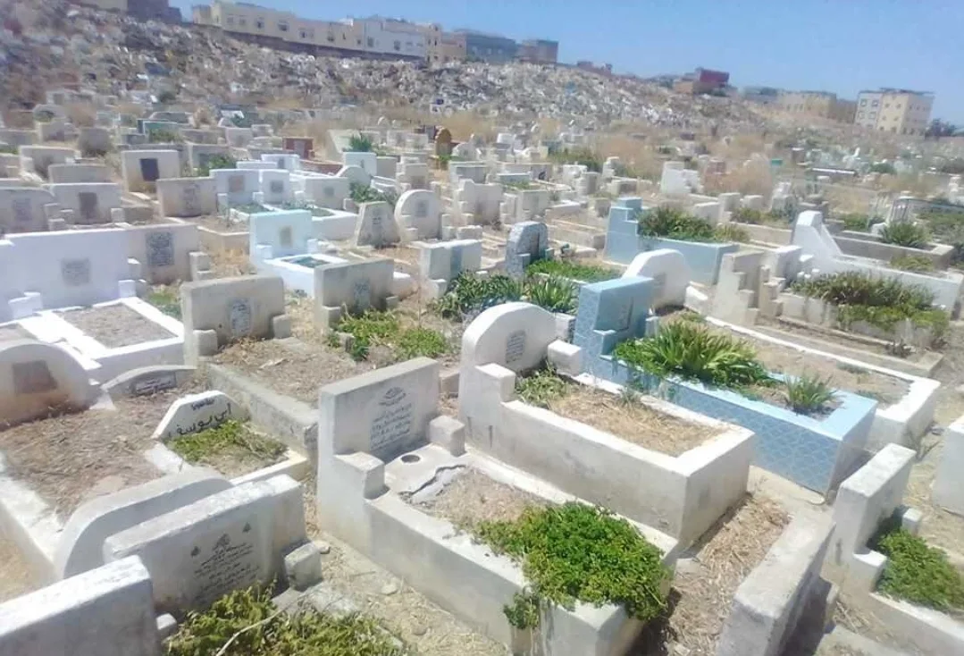 “إكرام الميت دفنه”  … حفر القبر يكلف 2000,00 درهم أو أكثر بتازة