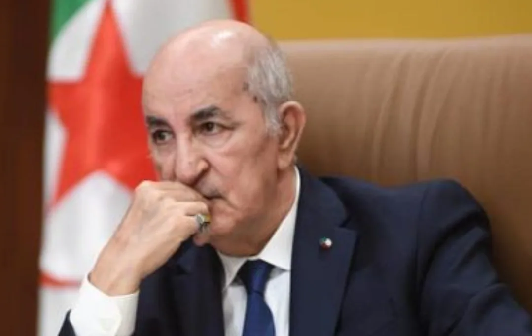 بعد إعتراف فرنسا بمغربية الصحراء … الجزائر تسحب سفيرها من باريس