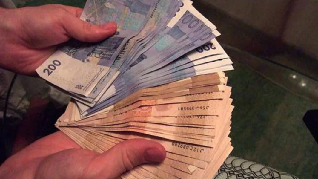 ضبط 6290 ورقة نقدية مزورة في بنوك المغرب