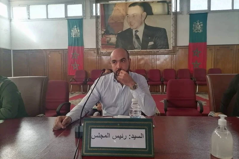 عبد المعيد أسعد يستقيل من رئاسة جماعة سيدي بنور: “دخلنا بعزنا وغادي نخرجو بعزنا”