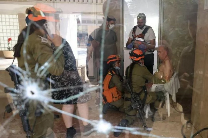 اتهامات هيومن رايتس ووتش لفصائل فلسطينية بارتكاب جرائم حرب