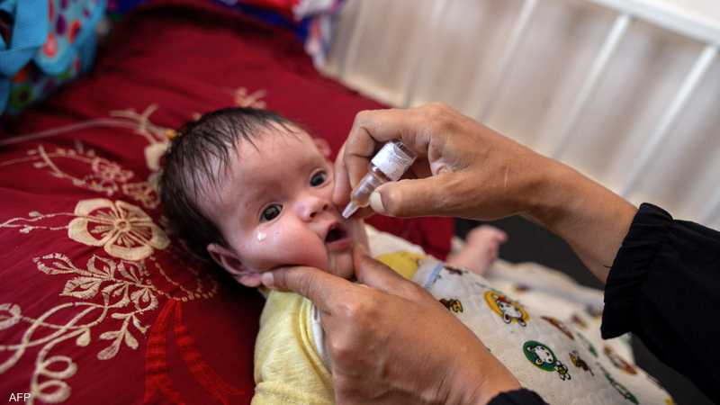بدء حملة التلقيح ضد شلل الأطفال في وسط قطاع غزة
