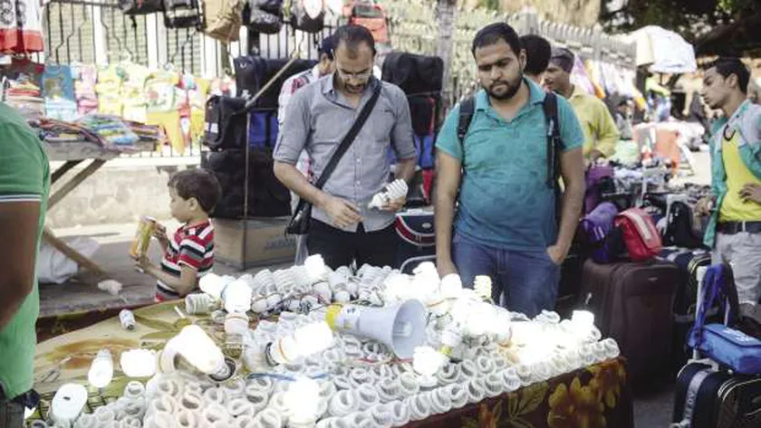 مرت في صفقات عمومية … فتح تحقيق في ملف إغراق شوارع المغرب بمصابيح صينية