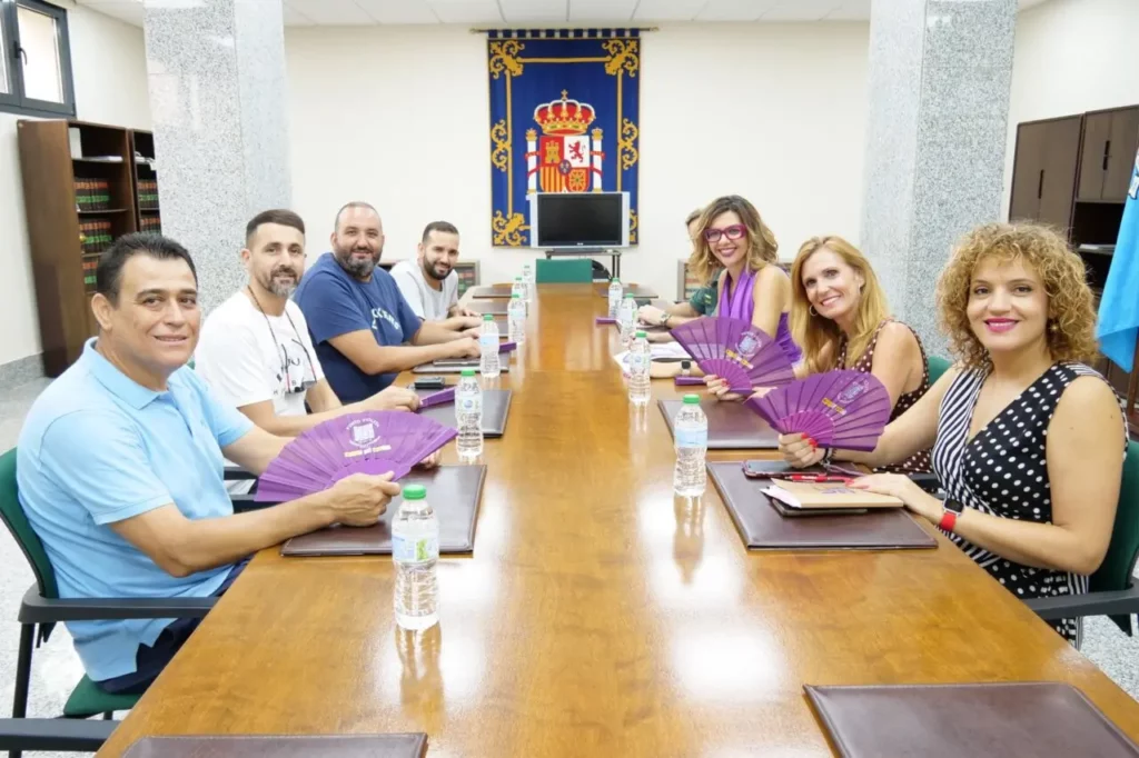 مليلية :إجتماع من أجل رفع الإجراءات الأمنية في الميناء خلال احتفالات “فيريا”