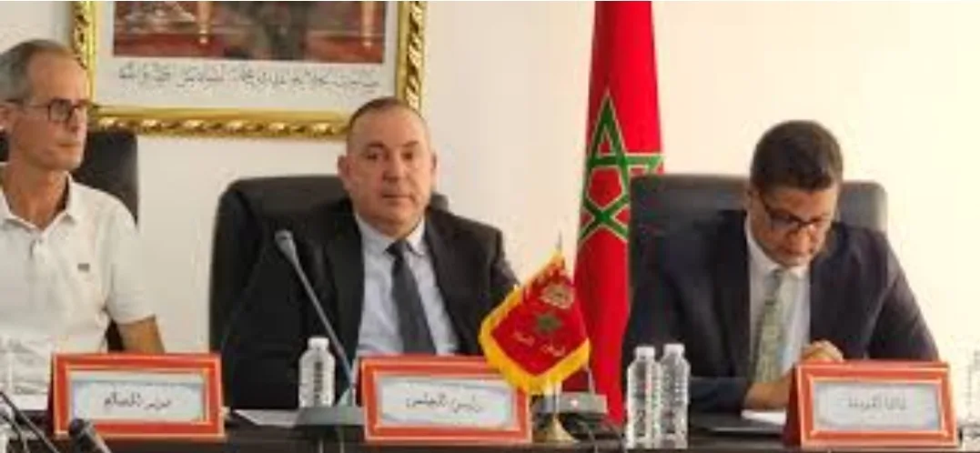 مجلس جماعة بني بوعياش بالحسيمة يتحول إلى سوق كبير للسمسرة والإبتزاز
