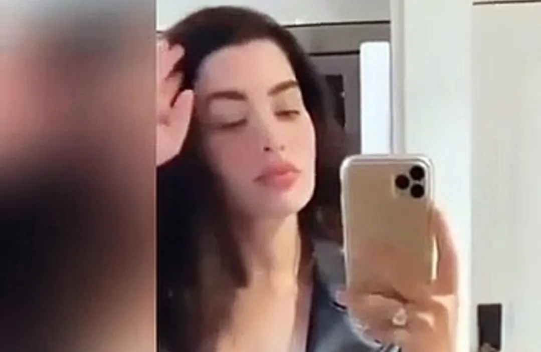 مغنية كويتية شهيرة تعرض جسدها على رياضي إسباني معروف