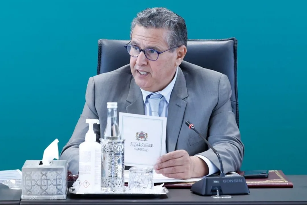 بعد العطلة والإستجمام … عبد العزيز ووزرائه يعودون إلى مكاتبهم