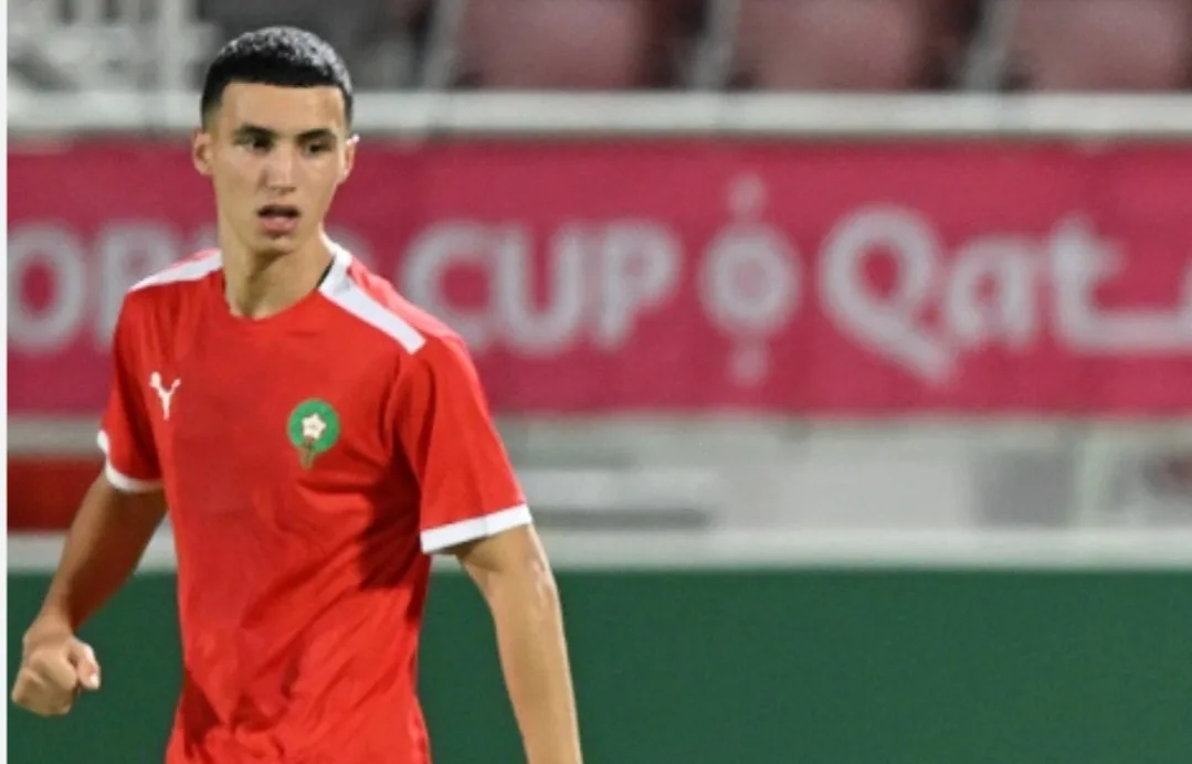 ناديه يطلب 35 مليون يورو … ليستر سيتي الإنجليزي عازم على خطف النجم المغربي الصاعد بلال الخنوس