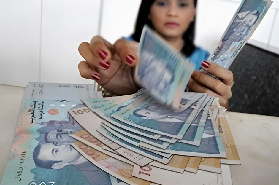 زيادة أوحال الأسر المغربية في الديون خلال شهر يوليوز المنصرم