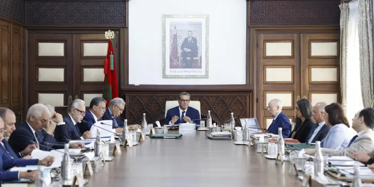 ملفات حارقة تنتظر الحكومة المغربية بعد العطلة الصيفية
