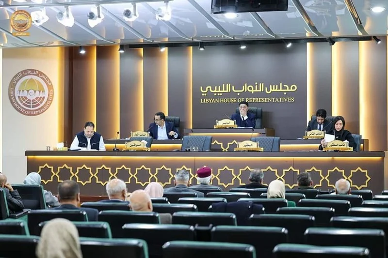 التصعيد السياسي في ليبيا يهدد الاستقرار ويزيد من احتمالات الحرب