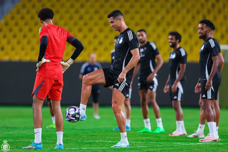 رونالدو يشير إلى احتمال إنهاء مسيرته في النصر السعودي