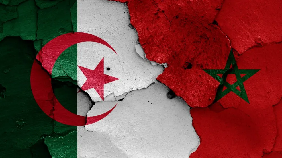 الجزائر تعيد للمغرب 100 من أبنائه المحتجزين .. برا وجوا