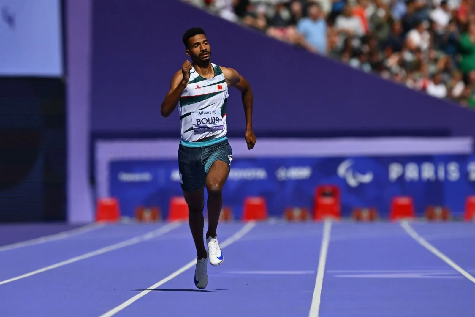 المغربي منصف بوجا ينهي السباق بأداء مذهل ويحقق الذهب في باريس