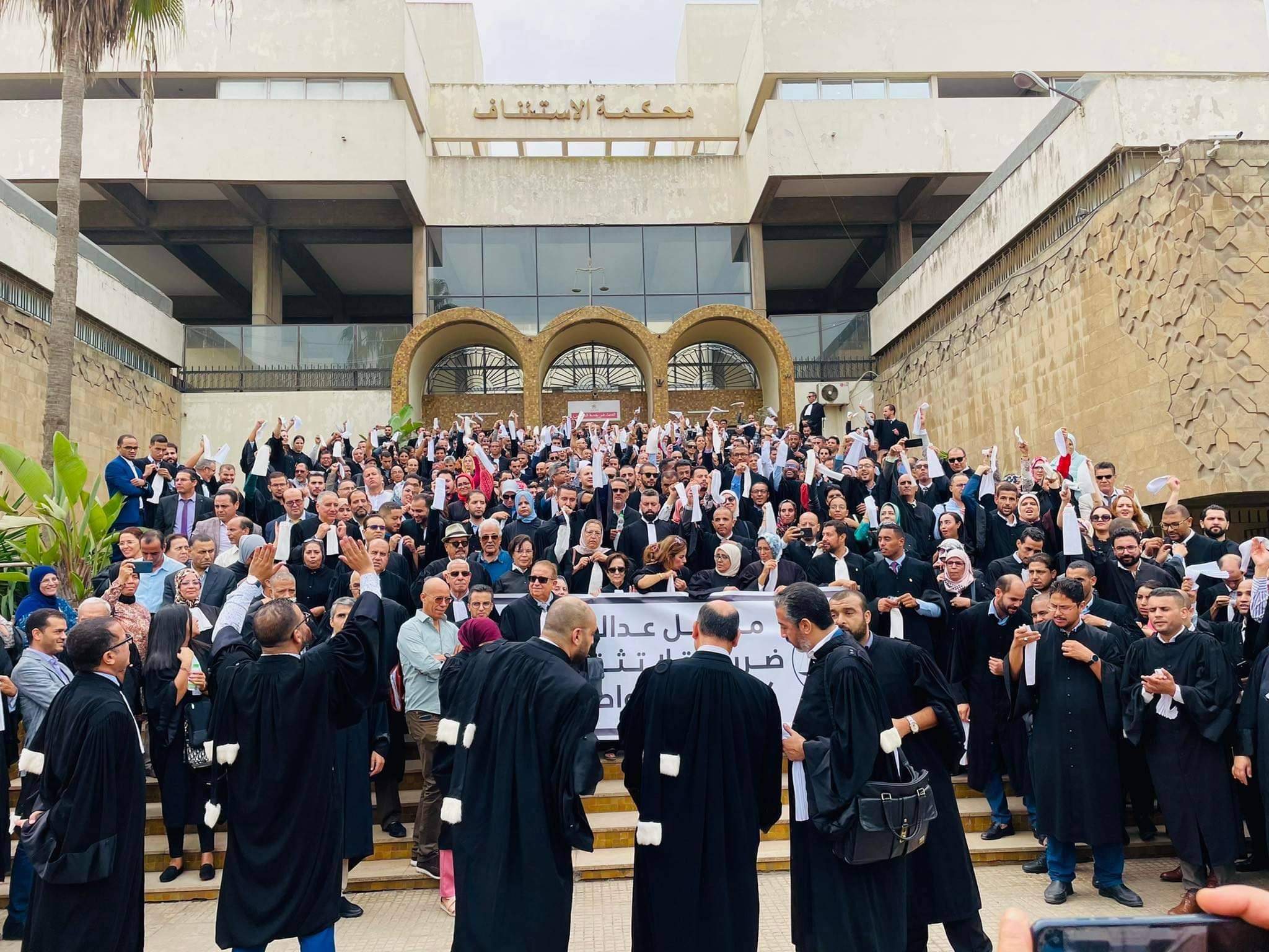 الجدل يشتعل حول مشاريع قوانين المسطرة.. المحامون يحذرون من تداعيات تشريعية