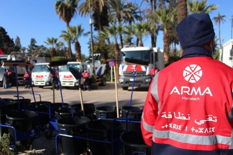 صفقة النظافة التي فاز بها ابن أحيزون في الجديدة تثير الجدل وتواجه انتقادات من المعارضة والمجتمع المدني