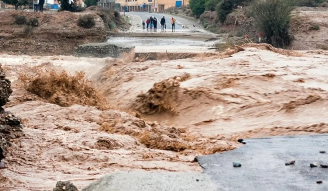 الأمطار ستصل إلى 150 ملم … وزارة التربية الوطنية تغلق المدارس في عدة أقاليم مغربية