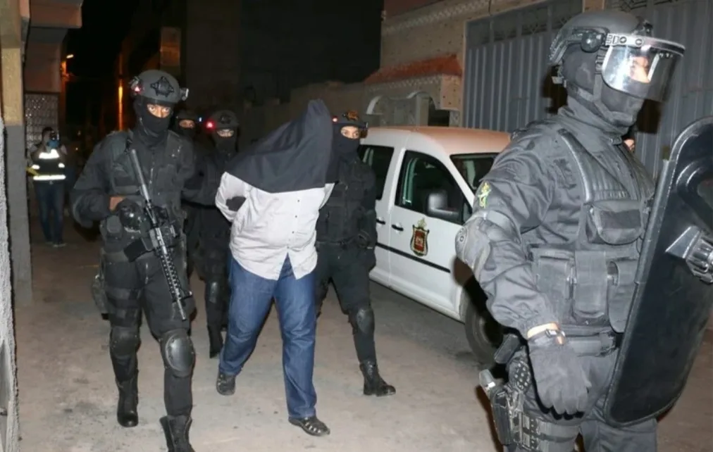 توقيف ثلاثة متطرفين بفاس والفنيدق ونواحي الجديدة كانوا بصدد الإستعداد لتنفيذ عمل إرهابي