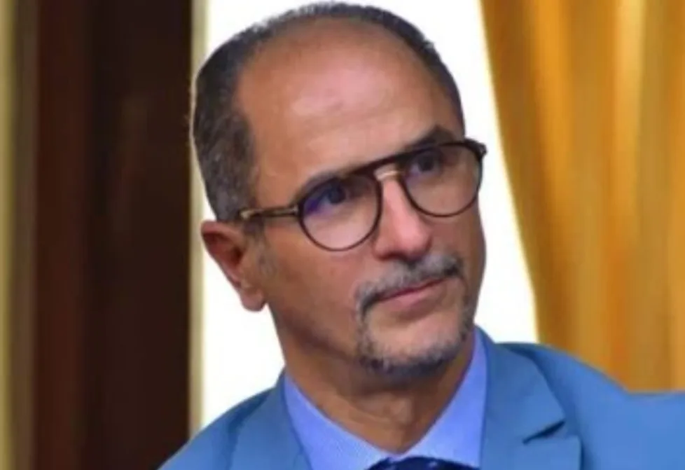 رغم حجج الفساد … السرقات العلمية لعميد كلية الحقوق بفاس “بوزلافة” تمتد لتشمل وسيط المملكة محمد بنعليلو  !!