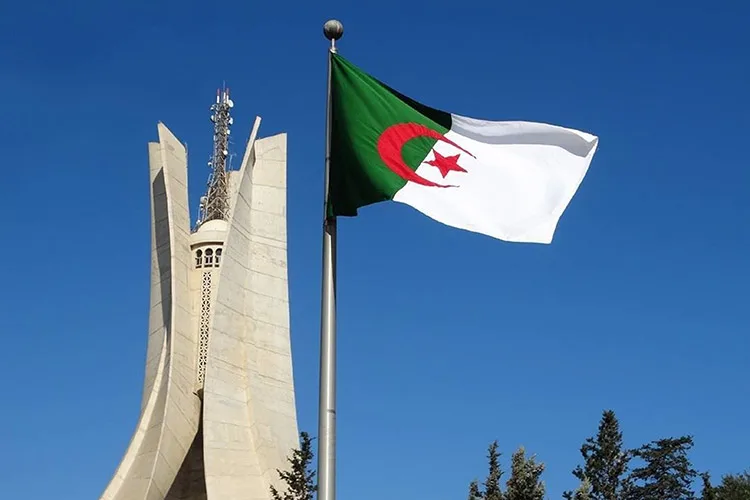 الجزائر ليست آمنة للحرفيين والمقاولين المغاربة حسب بلاغ للرابطة المغربية للدفاع عن حقوق الإنسان