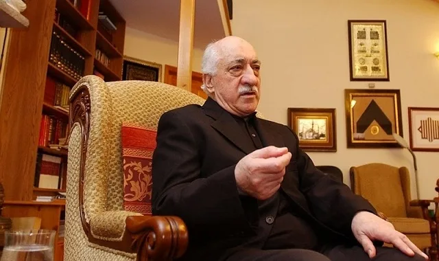 وفاة فتح الله غولن .. زعيم جماعة الخدمة التركية المتهم بتنفيذ “إنقلاب على أردوغان”