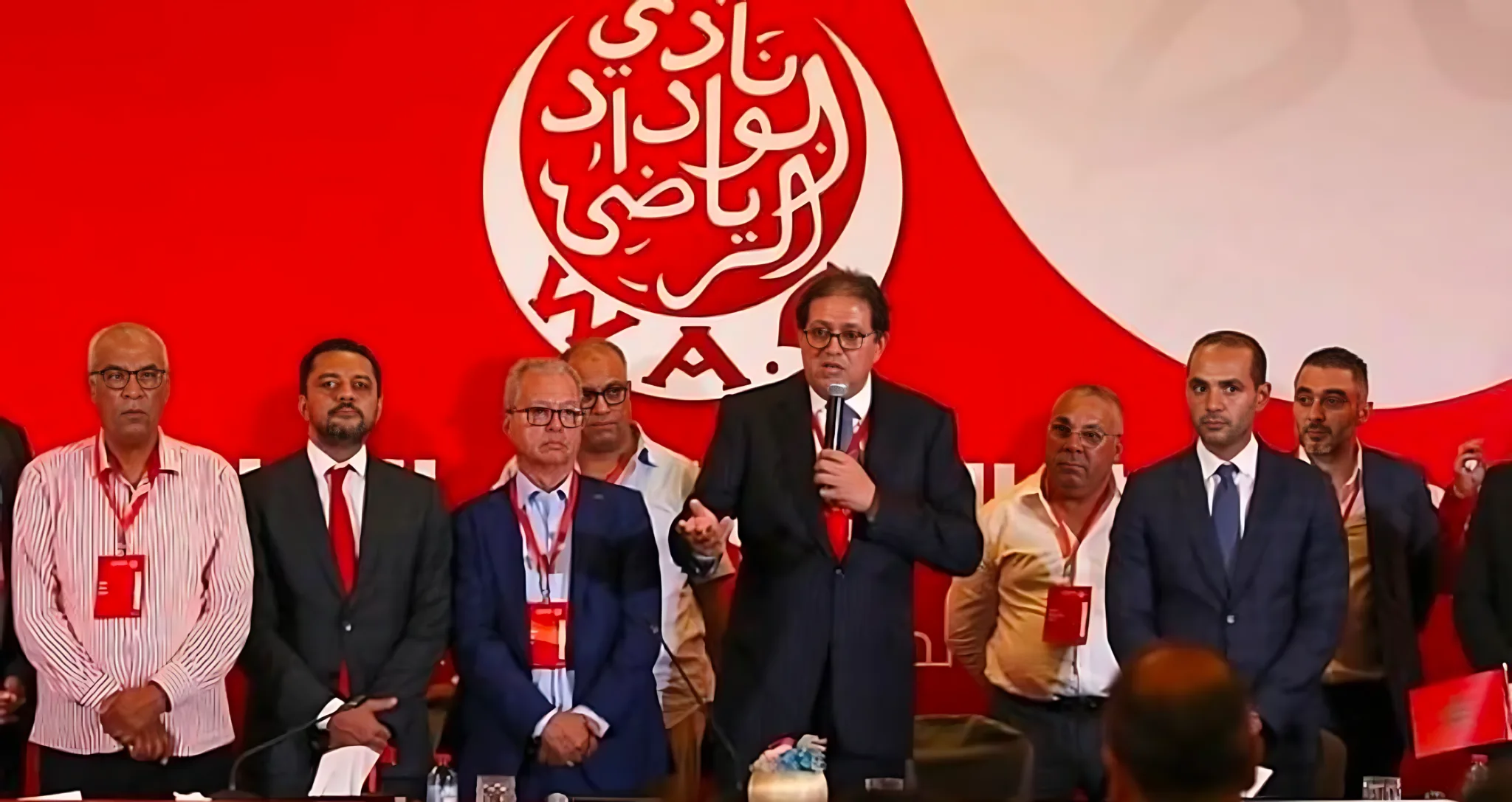 بيان من منخرطي الوداد يندد بتكرار الأخطاء التحكيمية ويدعو لتحمل المسؤولية