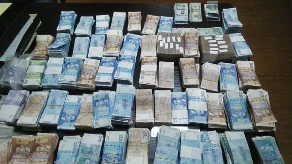 مافيا كراء الأموال تثير جدلاً في الرباط.. تحقيقات غامضة وحرب مصالح