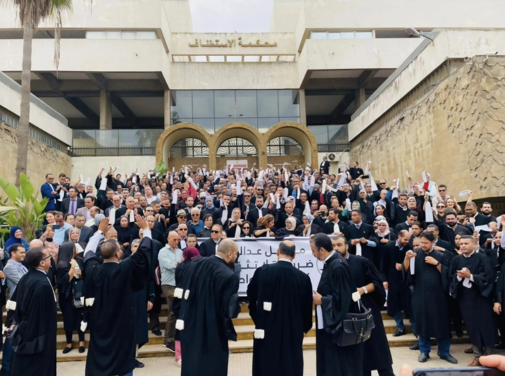 تصعيد جديد: المحامون في المغرب يقاطعون جلسات الجنايات وصناديق المحاكم