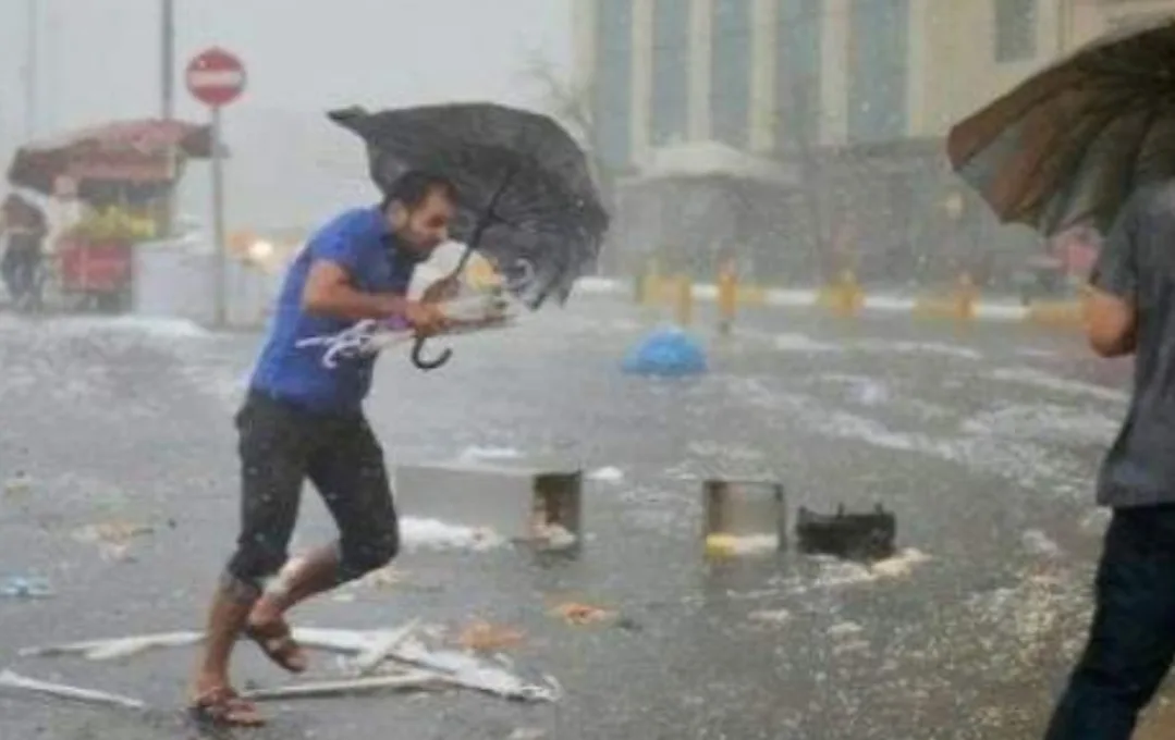 نشرة إنذارية  :     أمطار رعدية قوية منتظرة غدا الأحد بالمغرب