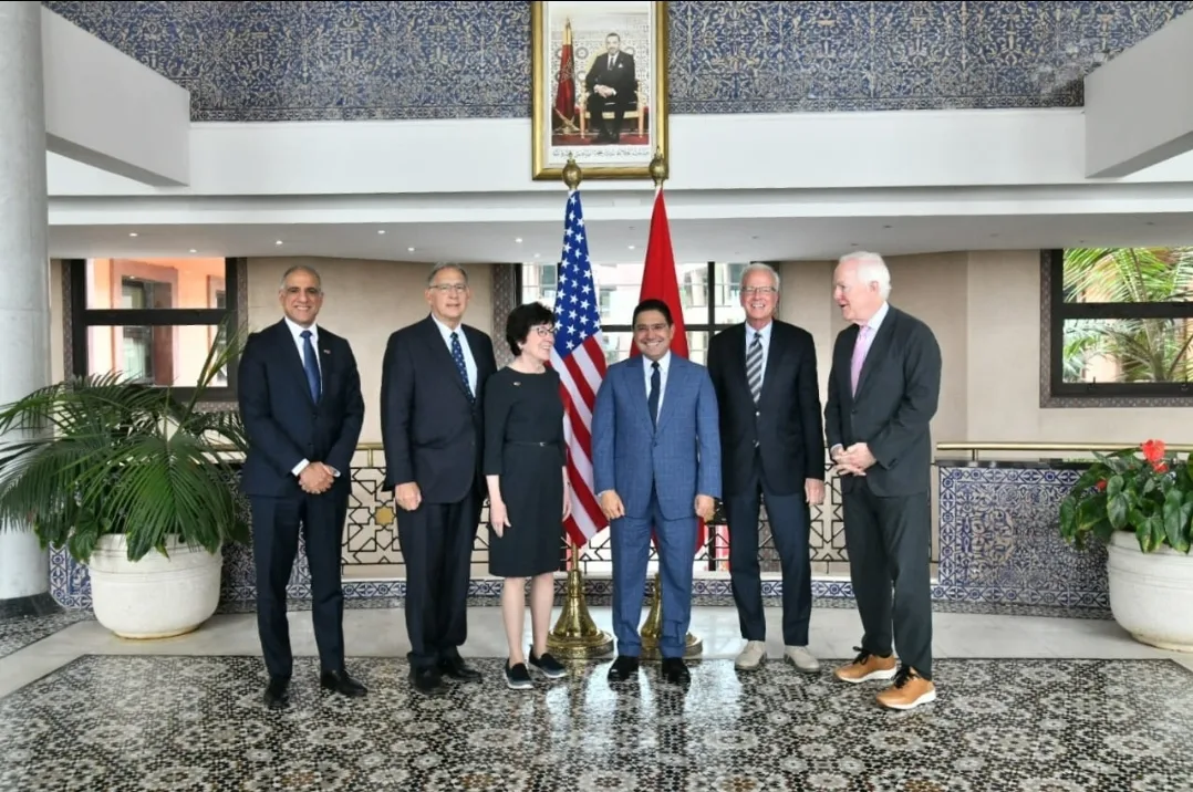 وزير الخارجية المغربي يلتقي بوفد من مجلس الشيوخ الأمريكي لتعزيز التعاون الثنائي