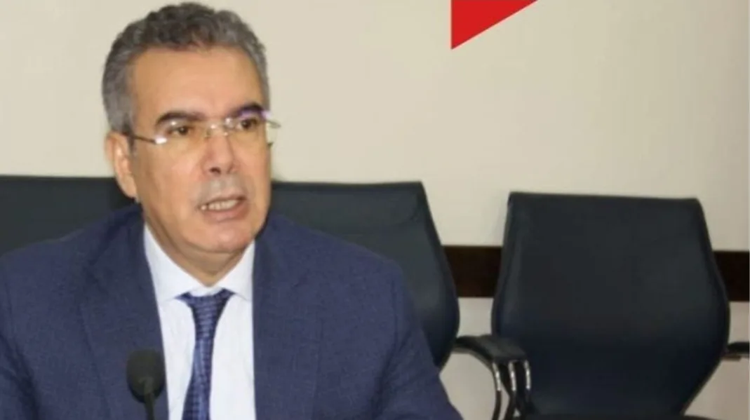 من رجال السلطة شرفاء … عامل إقليم الحسيمة يعطي مسافة ميل بينه وبين المنتخبين الفاسدين