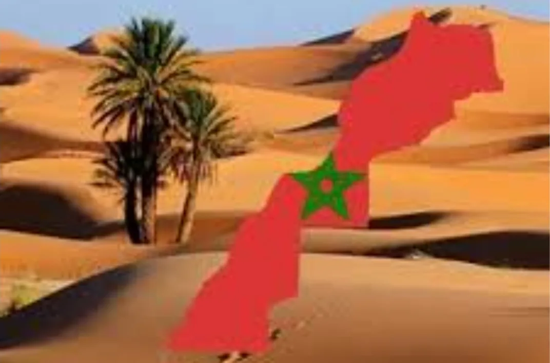 يستعمله الملايين وتدعمه ماليا شركات وإدارات مغربية … فيسبوك يمزق خريطة المغرب ويضيف رمز هاتفي للصحراء