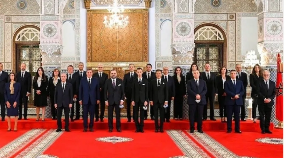 الوزراء الثمانية الذين غادروا الحكومة … وتفاصيل حكومة أخنوش الجديدة التي عينها الملك