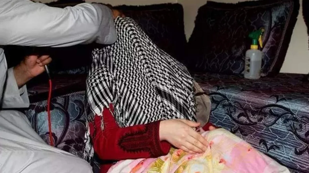 إعتقال مشعوذ بتنغير إغتصب عشرات النساء وصورهن وهددهن بنشرها